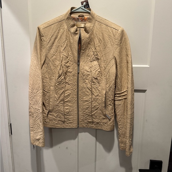 Wilsons Leather Jackets & Blazers - EUC Wilsons Leather Beige/Tan Leather Bike Jacket with Paisley Lining